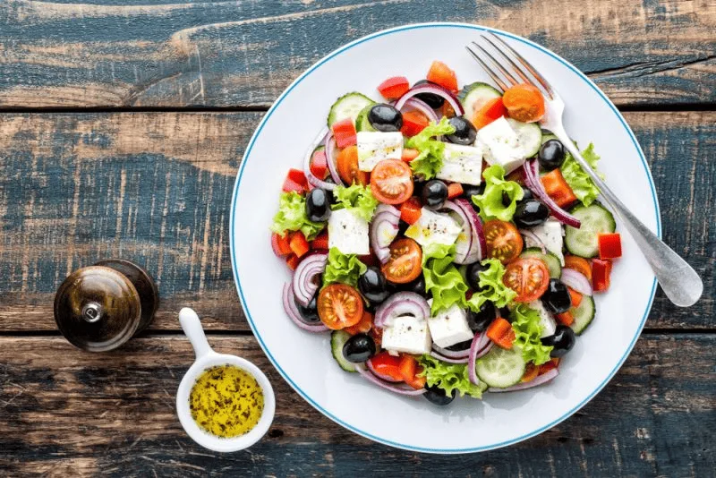 Греческое блюдо с фетой — фото